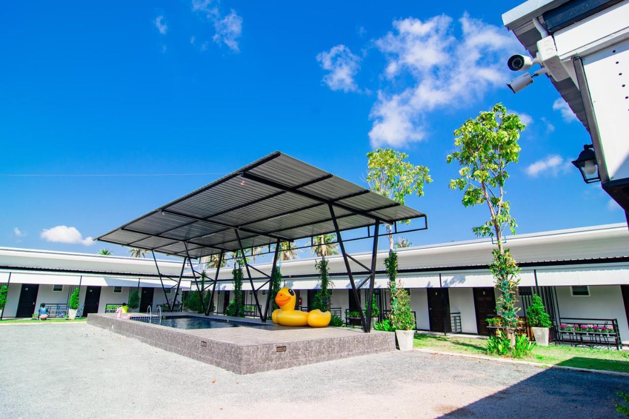 Oyo 533 Runya Poolvilla Prachuap Khiri Khan Eksteriør billede