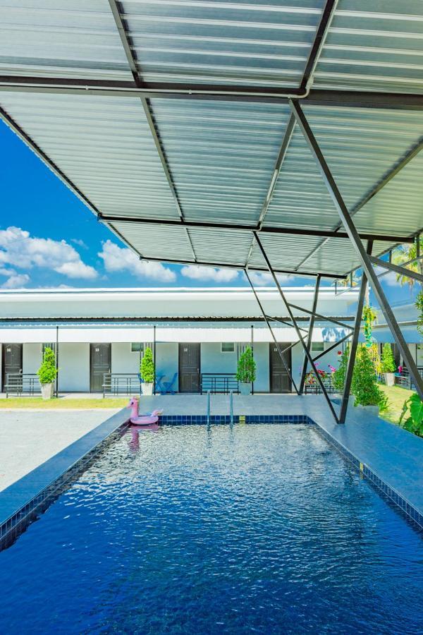 Oyo 533 Runya Poolvilla Prachuap Khiri Khan Eksteriør billede